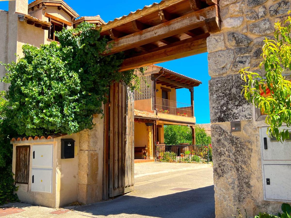 Hotel Rural La Huerta Montejo de la Vega de la Serrezuela Exterior photo